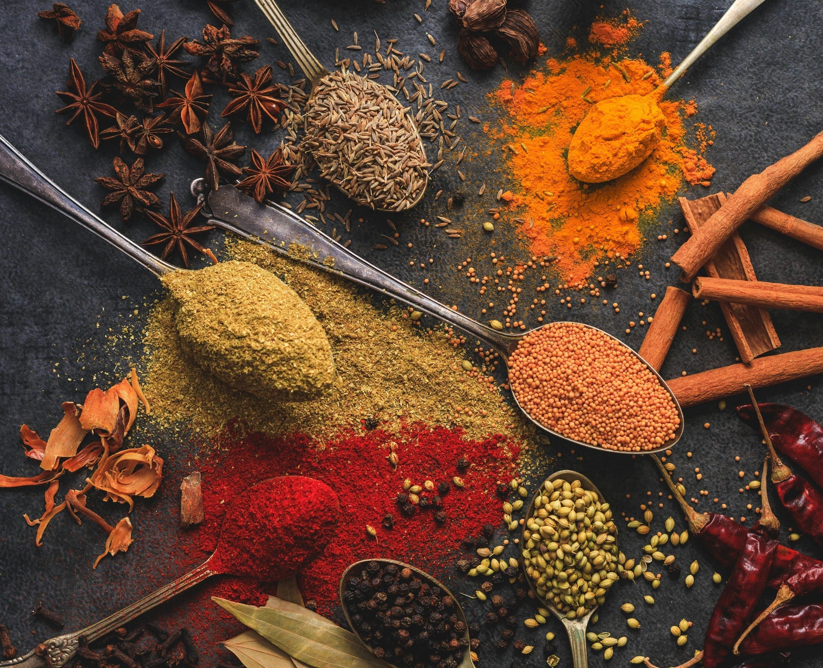 Grillen mit internationalen Aromen: Rezepte mit Gochujang, Sambal & Chimichurri für deinen globalen BBQ-Moment - Hotty