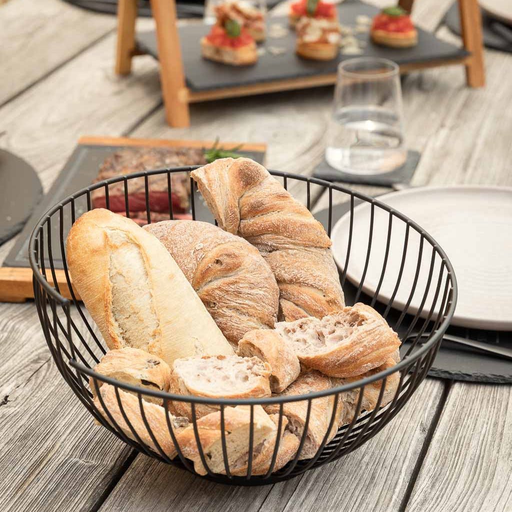 Black bread basket for BBQ